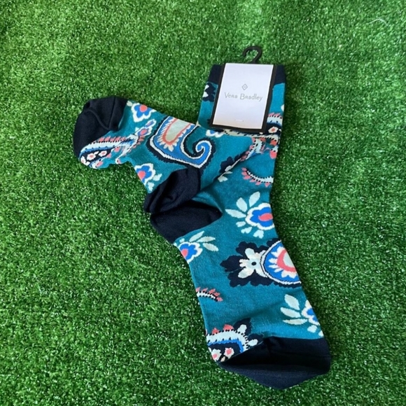 NWT Women's Vera Bradley Haymarket Paisley Jewel Crew Socks - Picture 5 of 7